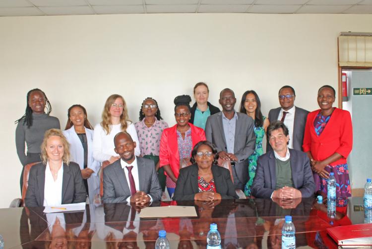 Prof Osanjo meets with staff in the global heart program 